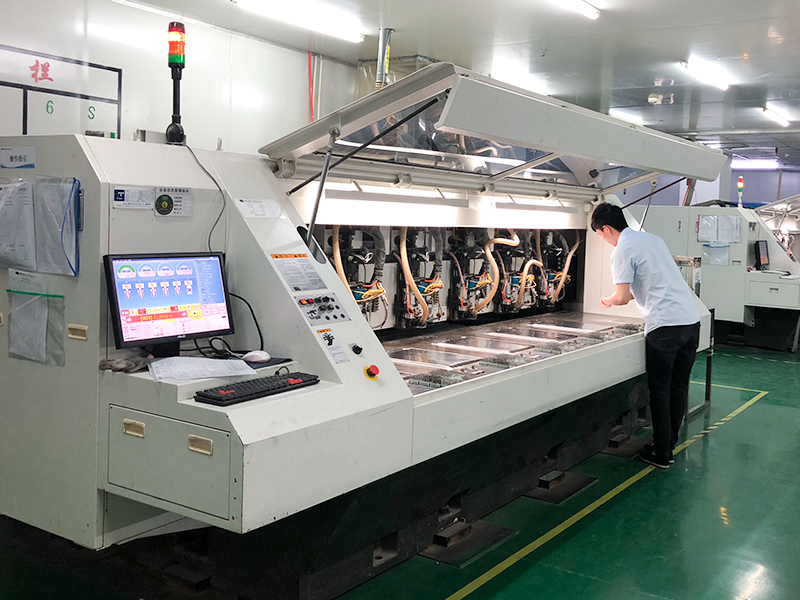 CNC ドリリングリグ